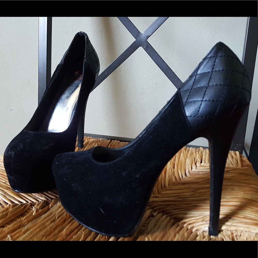 Black suede platform heels *Never worn*